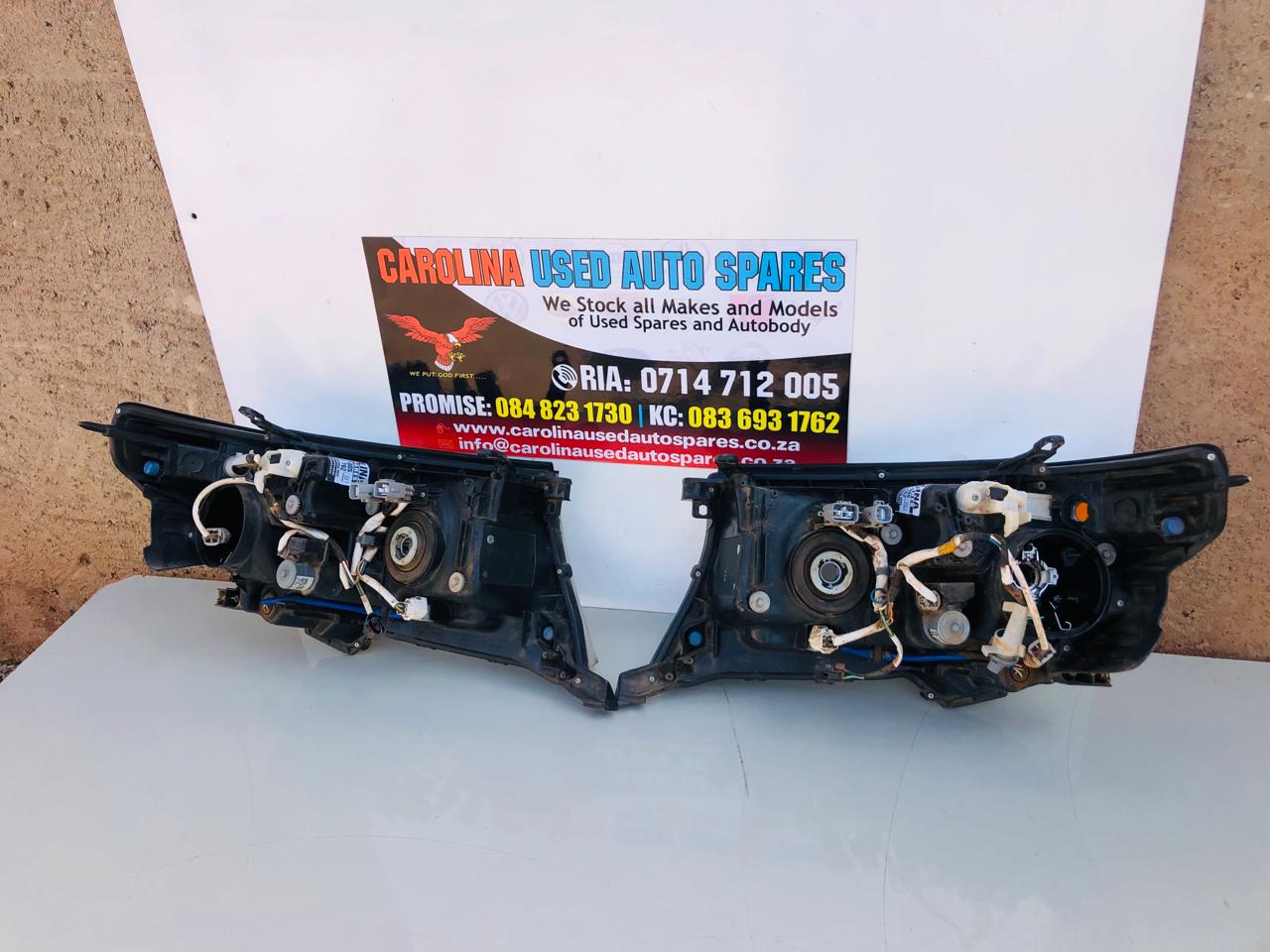 Toyota Land Cruiser FJ200 left and right side xenon headlights - Private Seller Toyota Land Cruiser FJ200 left and right side xenon headlights - Private Seller