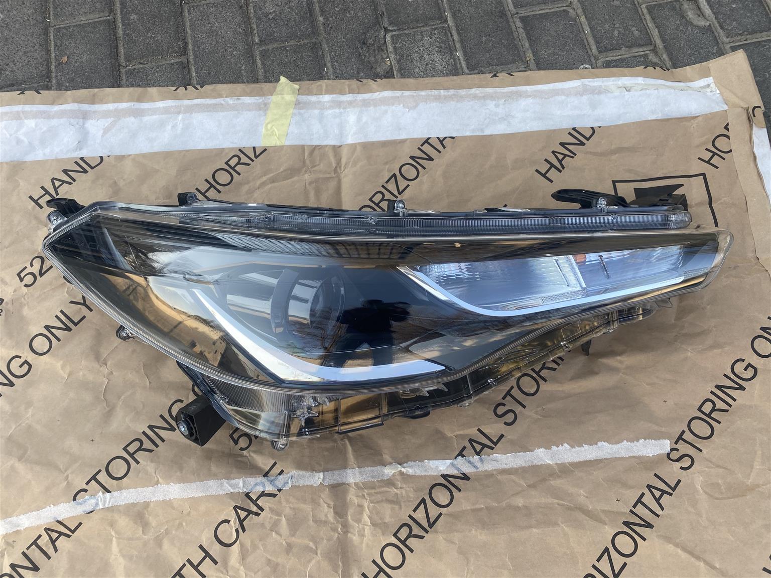 2024 TOYOTA COROLLA CROSS HALOGEN HEADLIGHT RIGHT SIDE FOR SALE
