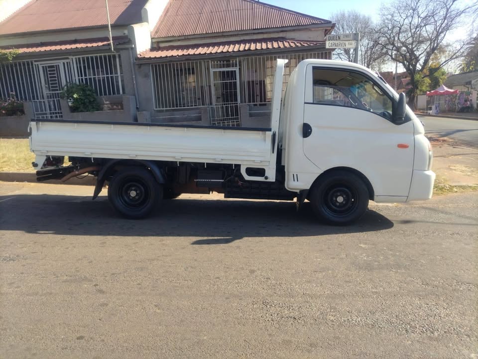 2017 Hyundai H100 2.5