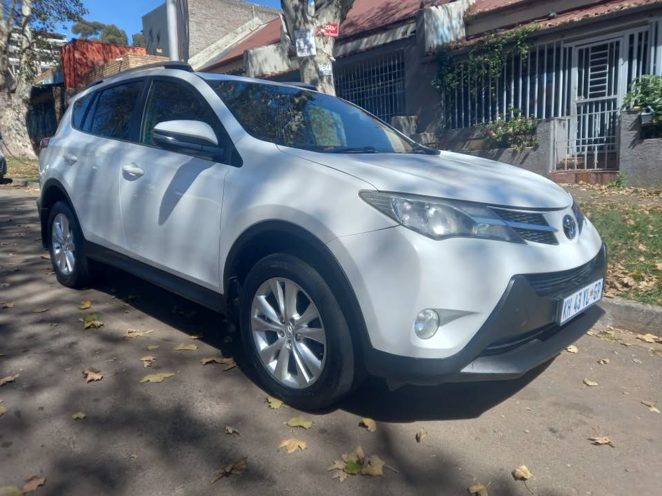 2016 Toyota Rav4 2.0 VX Petrol, Automatic AWD 4x4, White, 98000kms