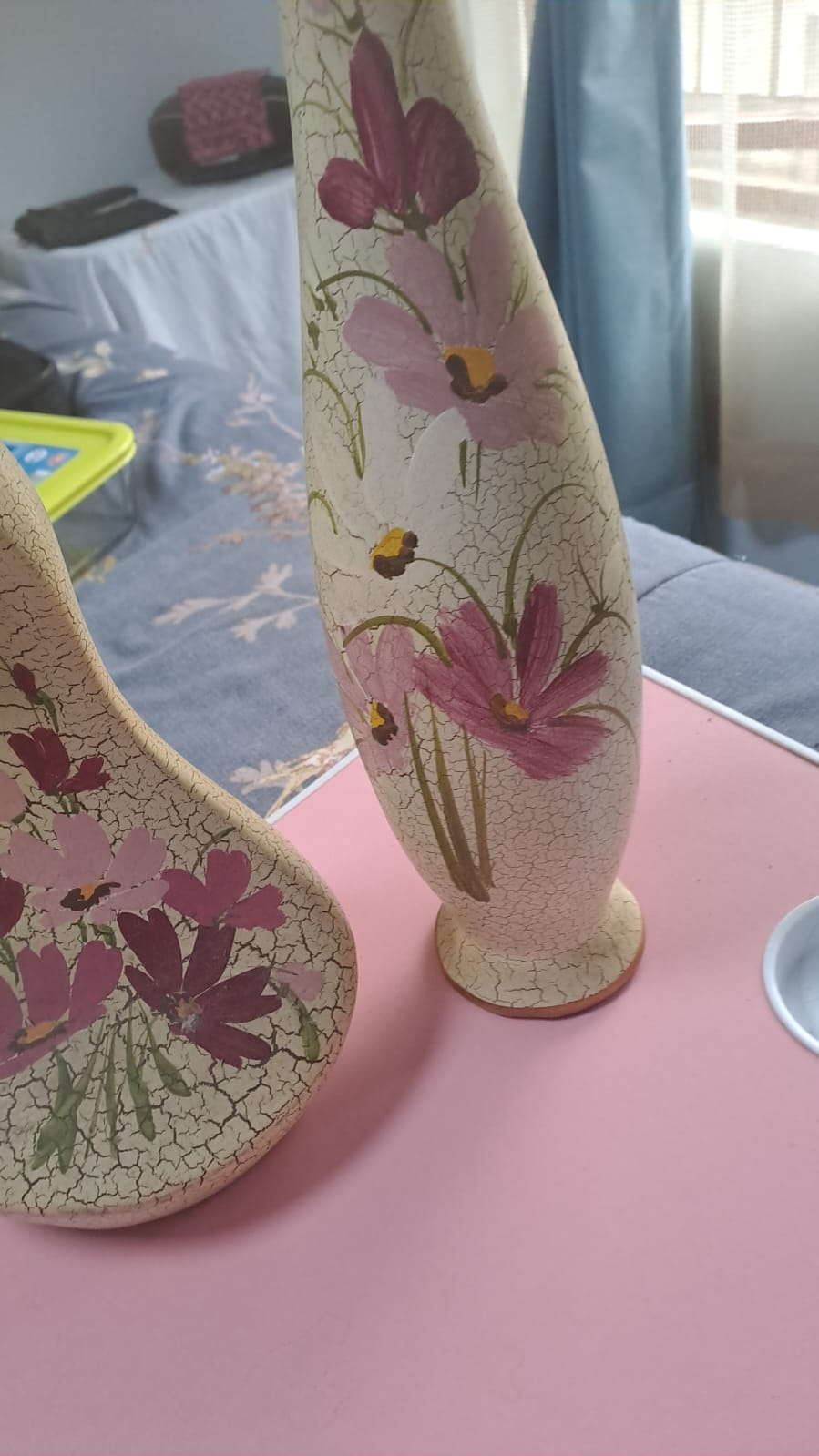 Cosmos pottery set of 4