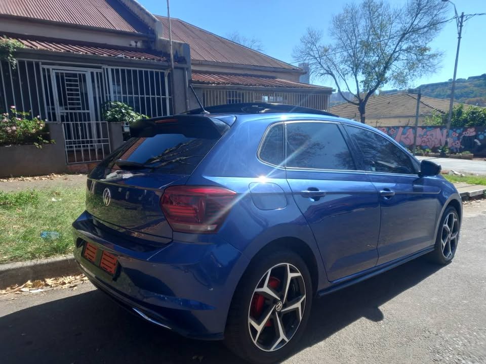 2020 VW Polo 8 Rline 1.0 Petrol, Manuel, Blue, 79000kms, R240,000. Leather Seats, Sunroof,