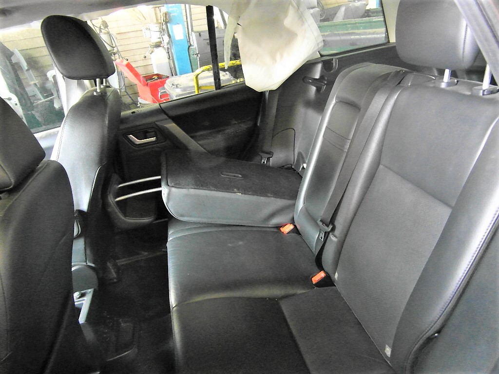 Land Rover Freelander 2 SD4 SE Black Leather Seats Land Rover Freelander 2 SD4 SE Black Leather Seats