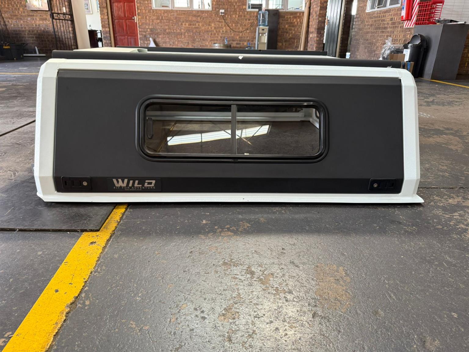 Ford Ranger T8 double cab Alu Wild canopy for sale - Private Seller Ford Ranger T8 double cab Alu Wild canopy for sale - Private Seller
