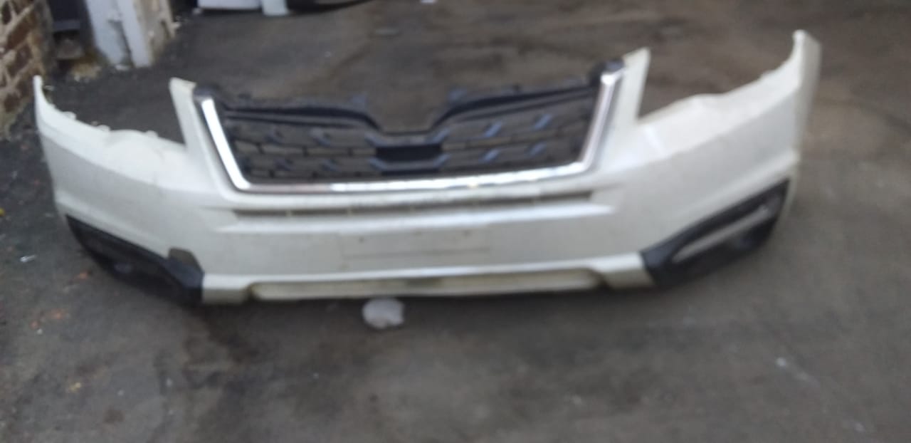Subaru forester bumper - Private Seller