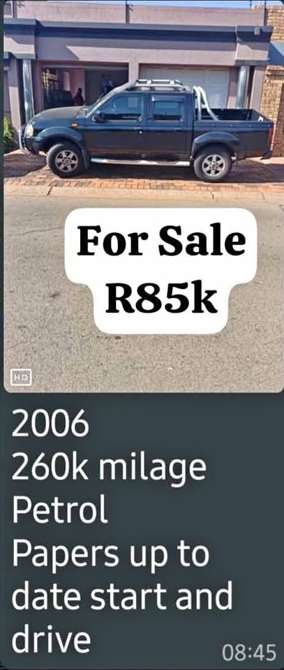 Nissan 2.4LT for sale in Lenasia Nissan 2.4LT for sale in Lenasia