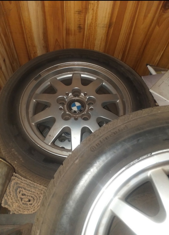 BMW e36 oem rims with tyres - Private Seller BMW e36 oem rims with tyres - Private Seller