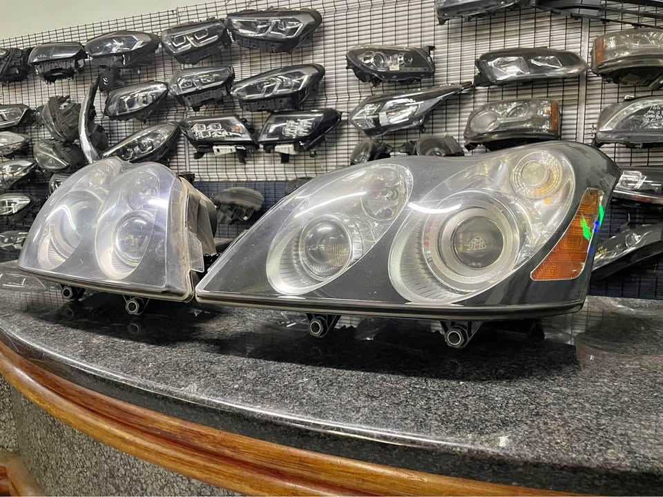 Maybach 57 S Headlights available