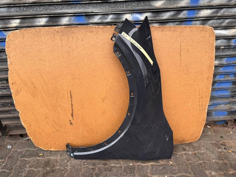 Kia Sportage Fender - Private Seller Kia Sportage Fender - Private Seller