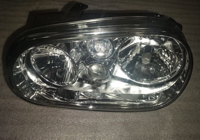 VW GOLF MK4 1999 – 2003 BRAND NEW HEADLIGHTS FOR SALE - Private Seller