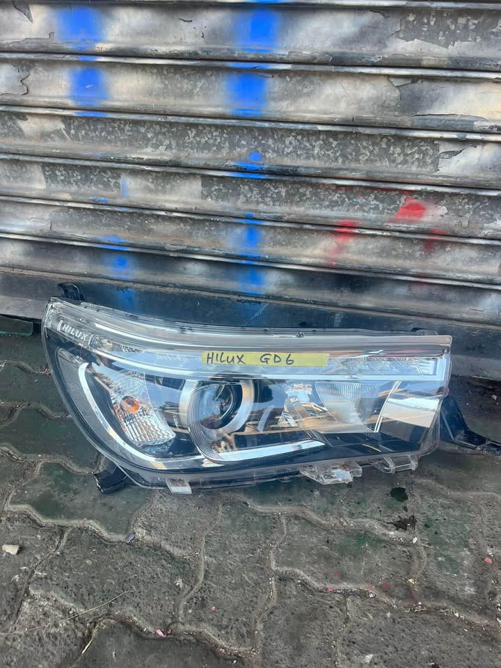 Toyota Hilux GD6 led headlight - Private Seller Toyota Hilux GD6 led headlight - Private Seller