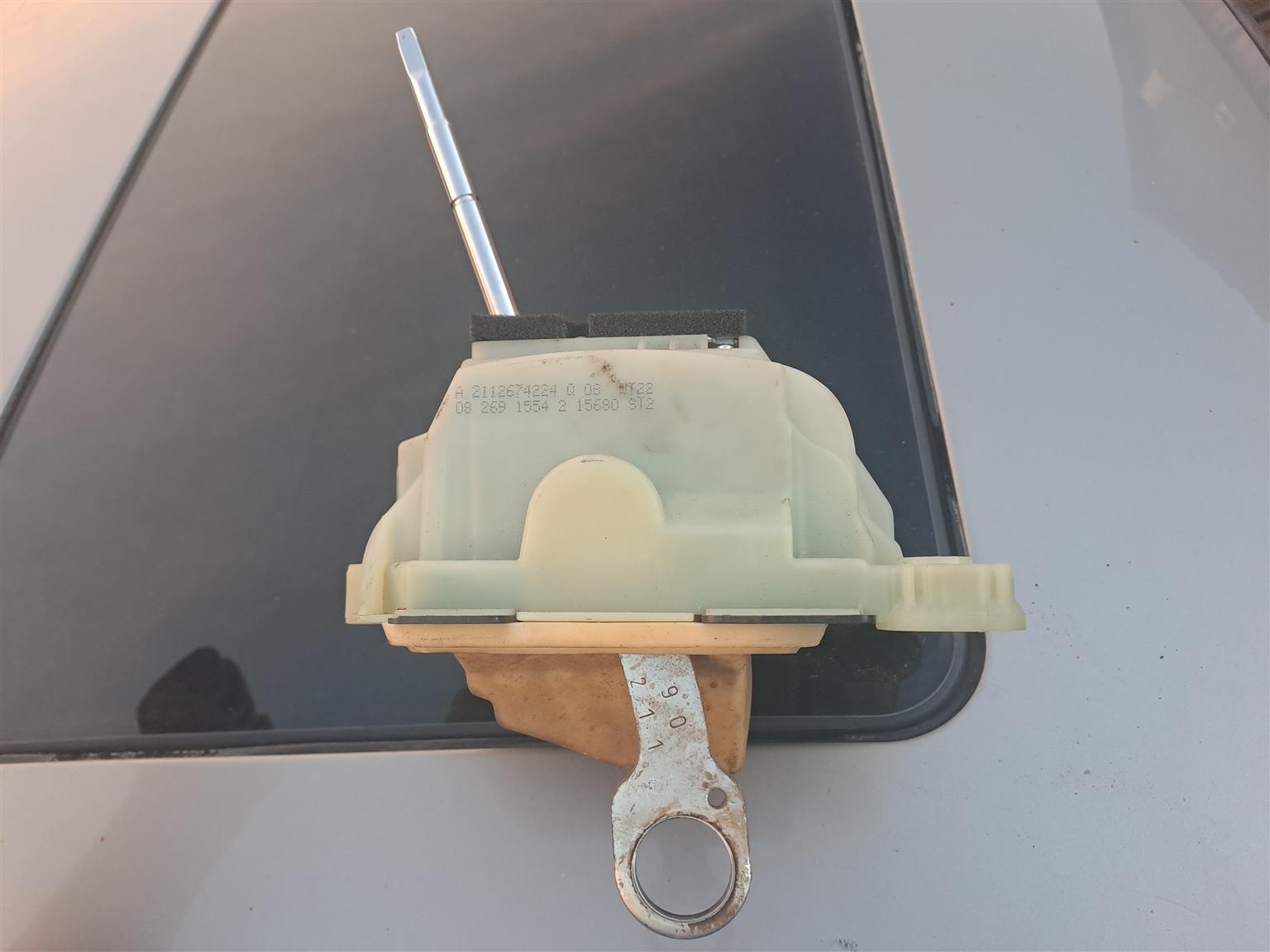 E-Class W211 gear selector for Facelift - Private Seller