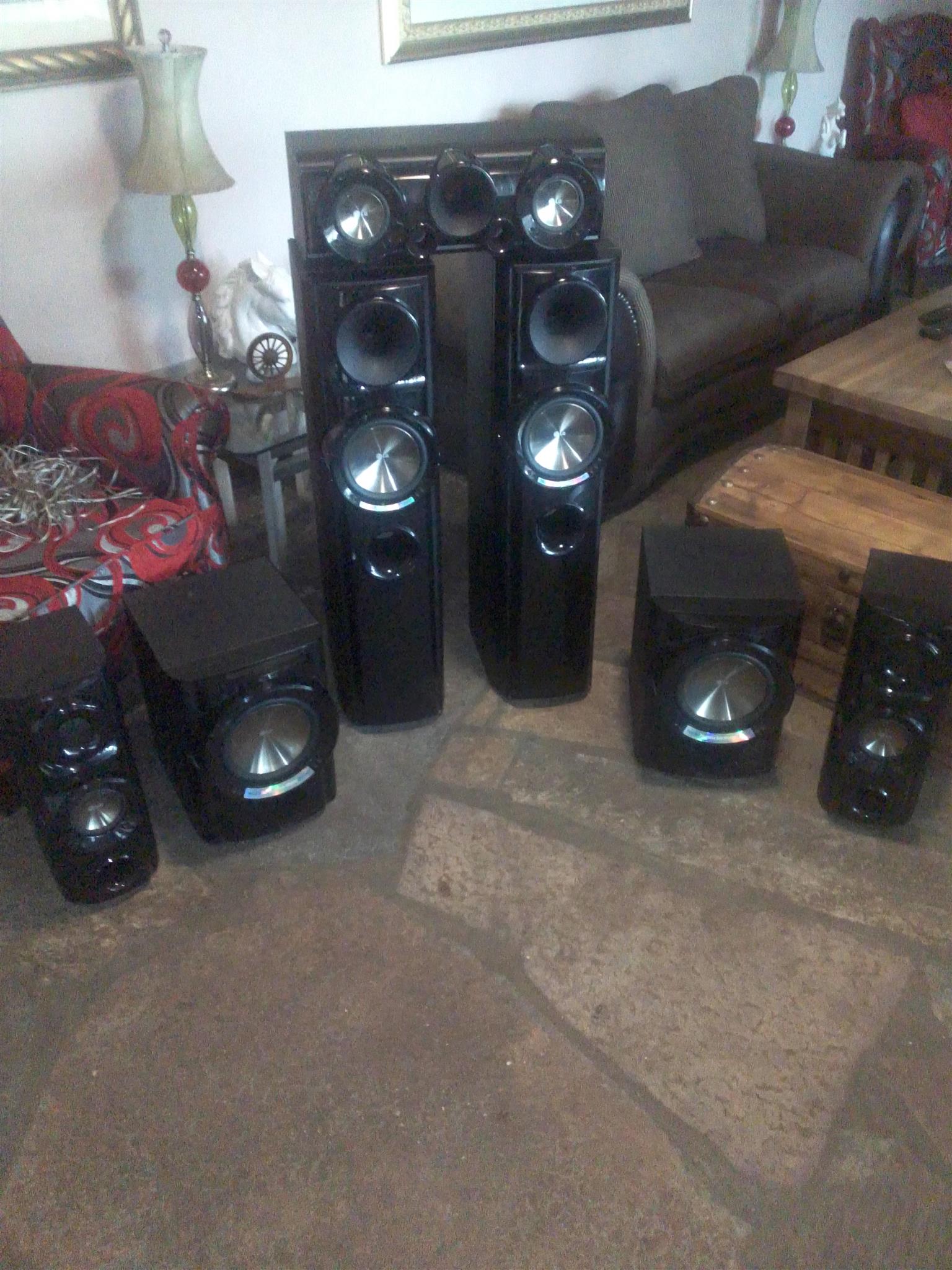 LG speakers