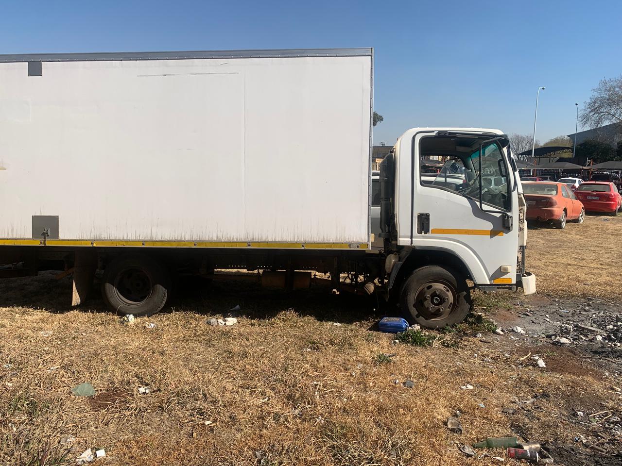 ISUZU N Series 2012 model stripping for parts
