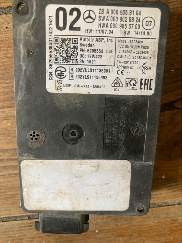 Mercedes Benz w205 radar sensor