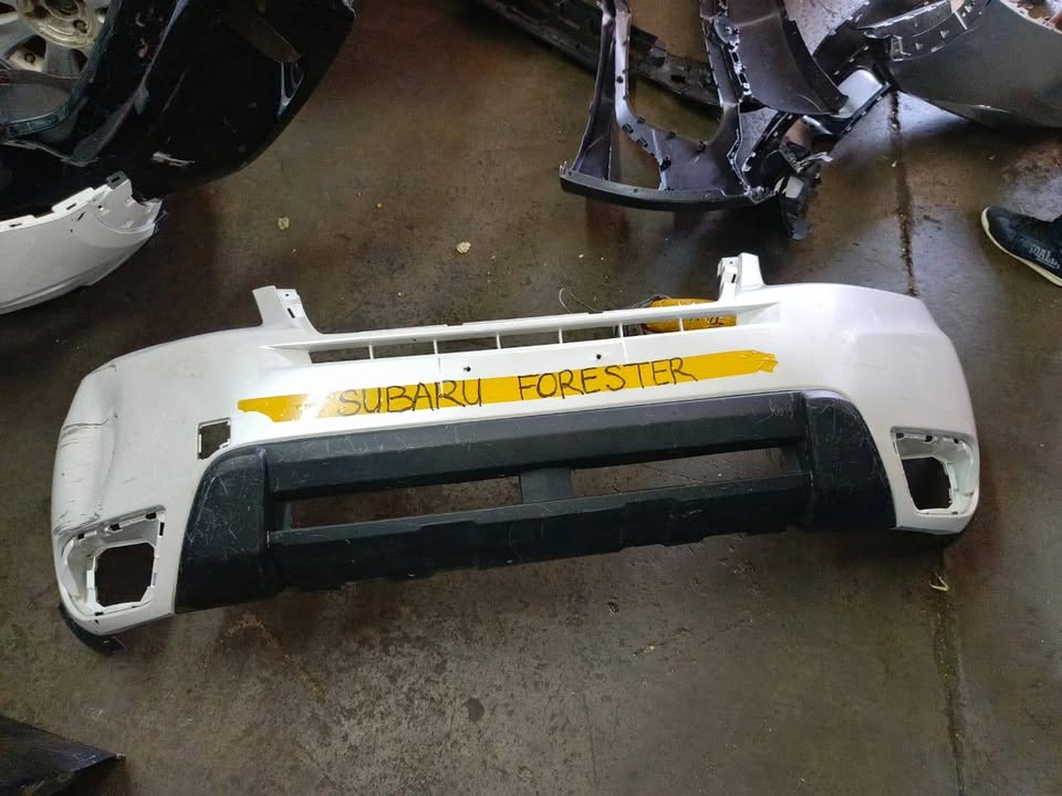Subaru Forester bumper - Private Seller
