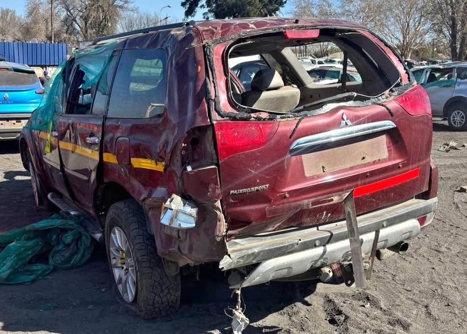 2013 Mitsubishi pajero stripping for spares - Private Seller 2013 Mitsubishi pajero stripping for spares - Private Seller