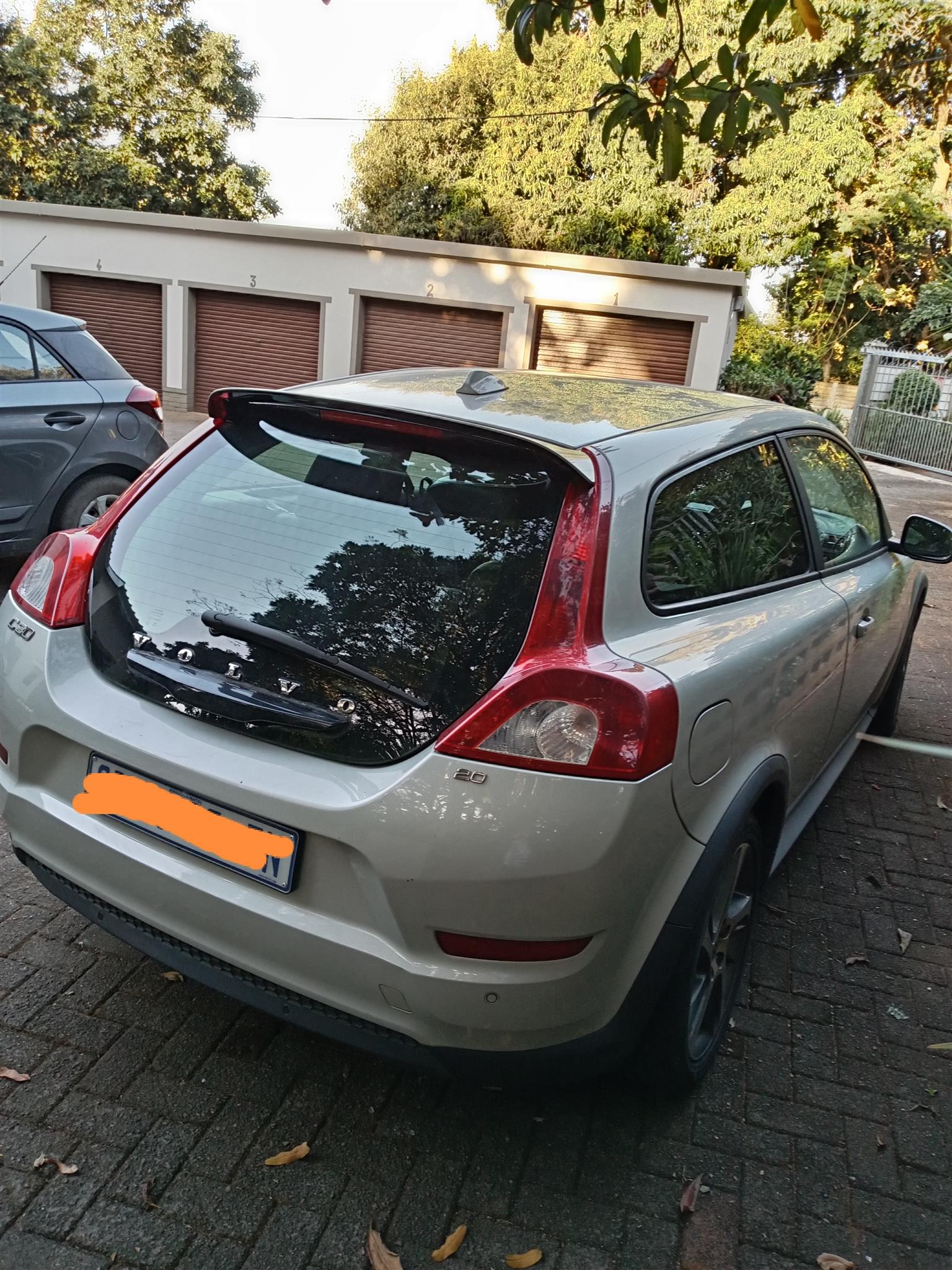Volvo C30 2.0 COUPE
