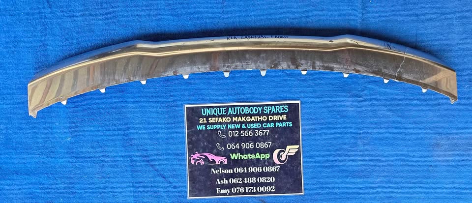 Kia Carnival Front Bumper Spoiler Lip - Private Seller Kia Carnival Front Bumper Spoiler Lip - Private Seller