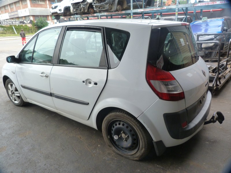 Renault Scenic II 1.6 Manual White - 2007 STRIPPING FOR SPARES - Private Seller Renault Scenic II 1.6 Manual White - 2007 STRIPPING FOR SPARES - Private Seller