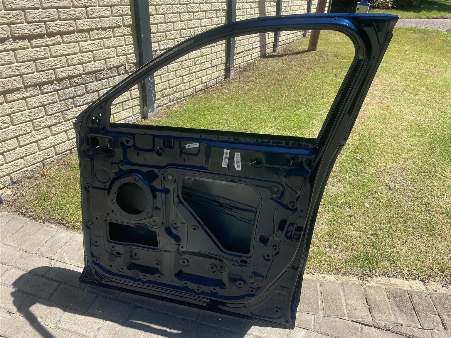 2025 HAVAL H6 GT RIGHT FRONT DOOR SHELL FOR SALE. IN EXCELLENT CONDITION - Private Seller 2025 HAVAL H6 GT RIGHT FRONT DOOR SHELL FOR SALE. IN EXCELLENT CONDITION - Private Seller