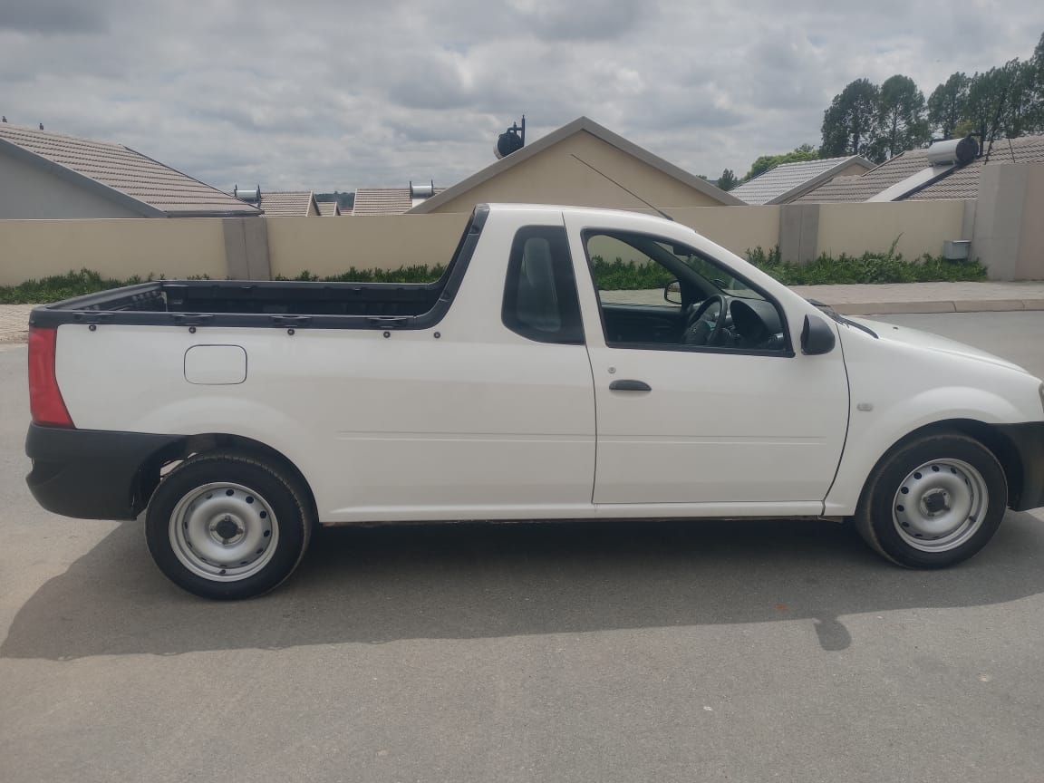 Used 2021 Nissan NP200 1.6i - Private Seller Used 2021 Nissan NP200 1.6i - Private Seller