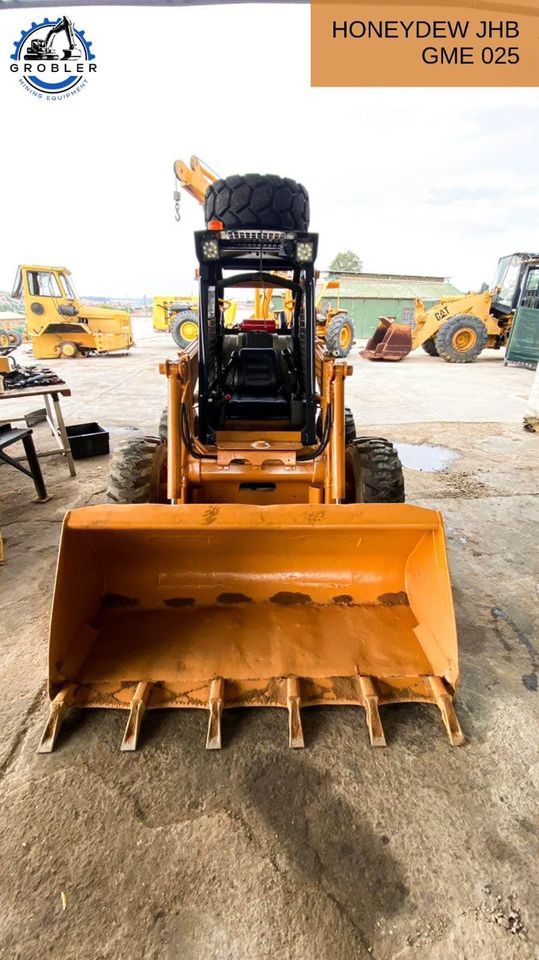 Case 445 Skidsteer | Junk Mail Marketplace