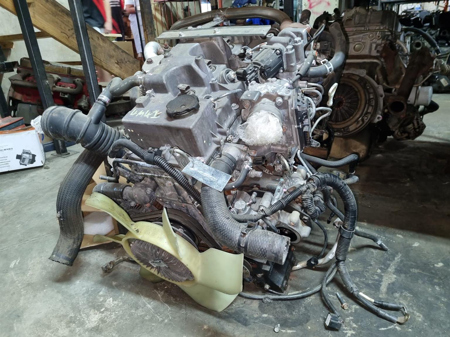 Mitsubishi 2011 Pajero 3.2 Di-D GLS 4M41 Diesel engine for sale used