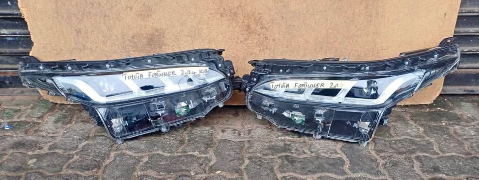 Toyota Fortuner LED Headlights 2024 - Private Seller Toyota Fortuner LED Headlights 2024 - Private Seller