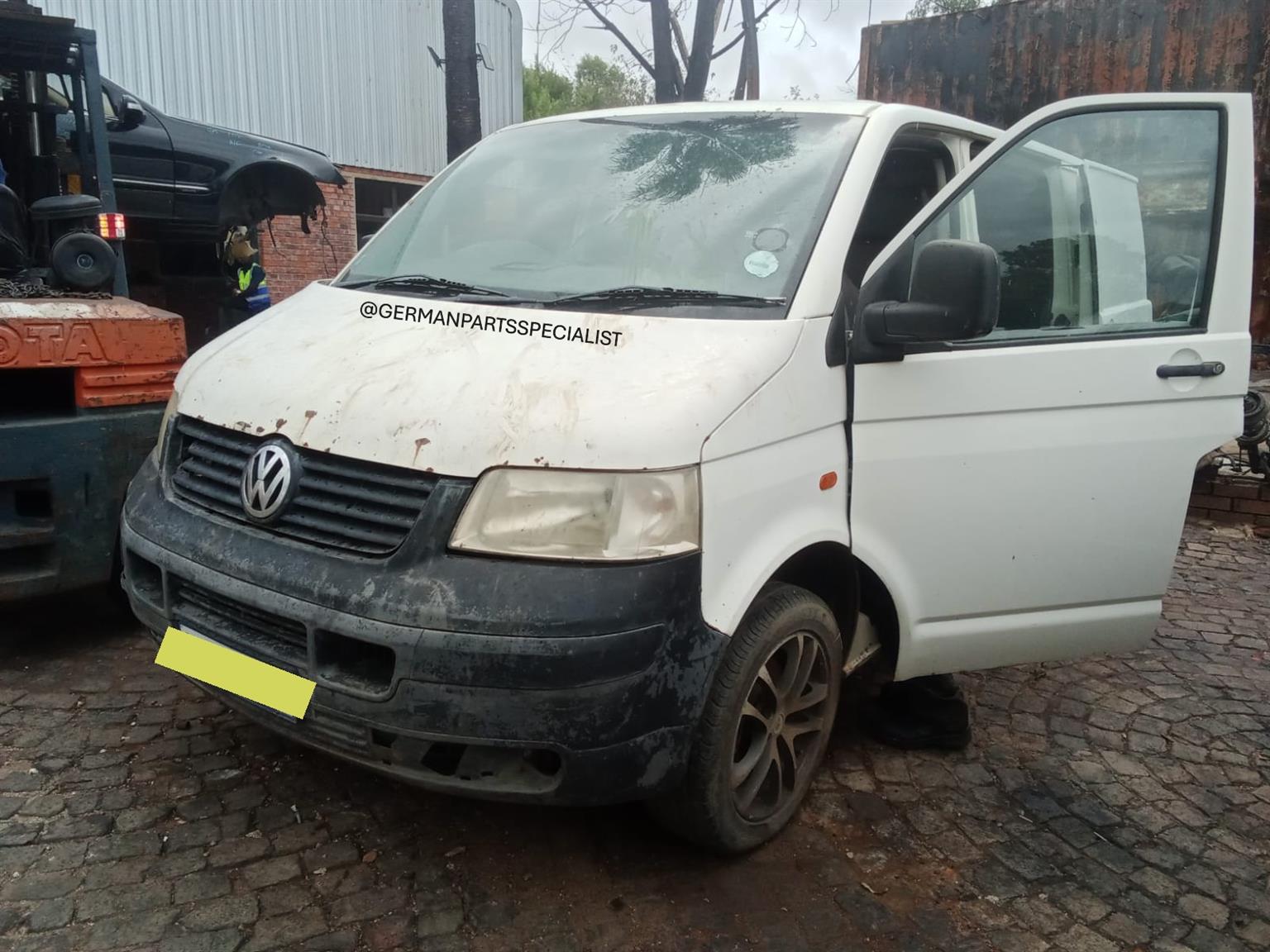 Vw Transporter T5 2.5 TDI Manual 2005 & Upwards Stripping for Spares. - Private Seller