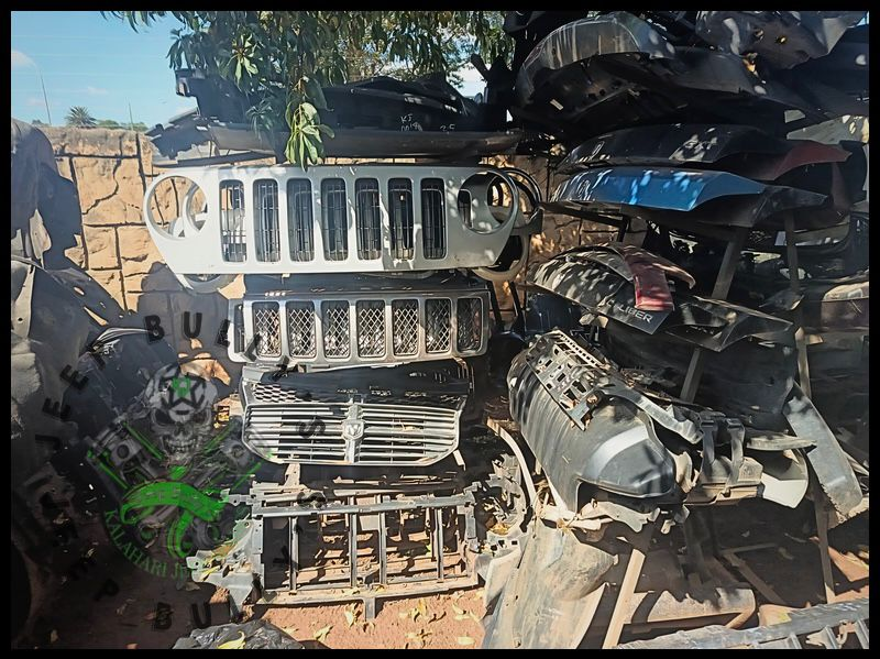 JEEP SECOND HAND FRONT GRILLS FOR SALE - Private Seller JEEP SECOND HAND FRONT GRILLS FOR SALE - Private Seller