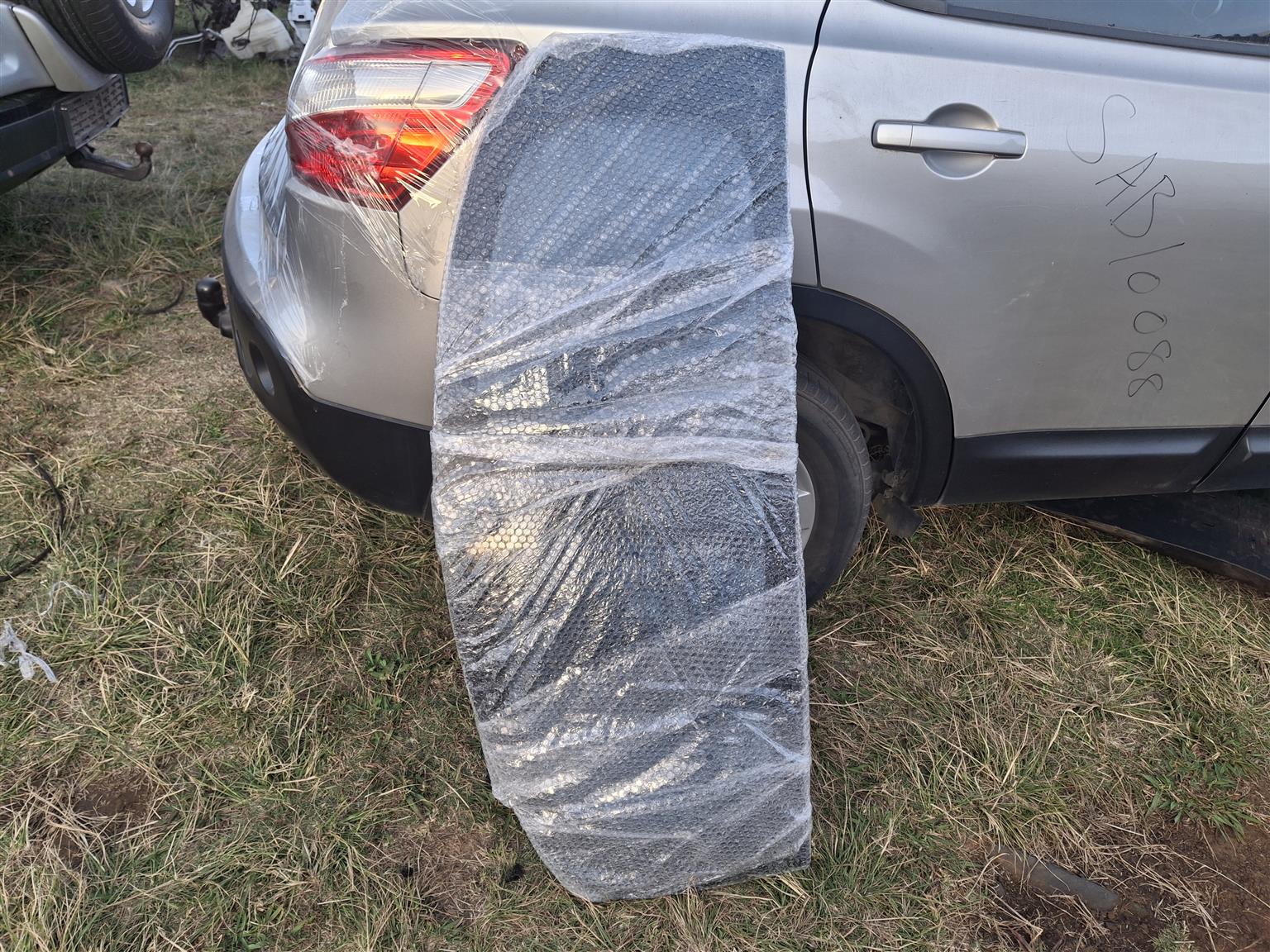 Rear windscreen Nissan Qashqai - Private Seller Rear windscreen Nissan Qashqai - Private Seller