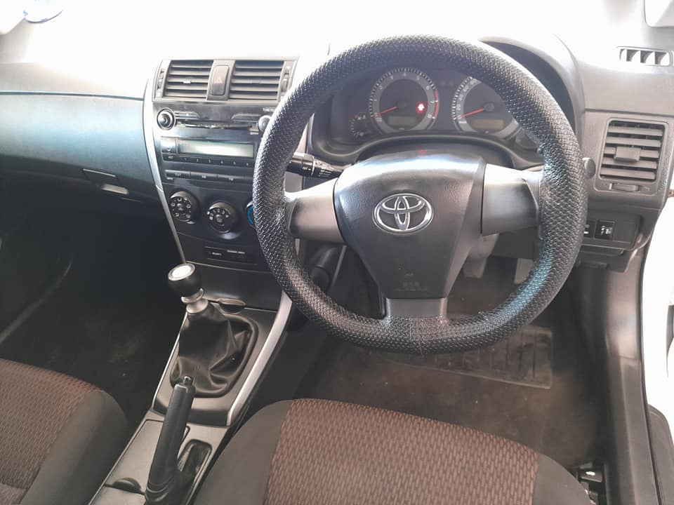 2017 TOYOTA COROLLA QUEST 1.6 MANUAL