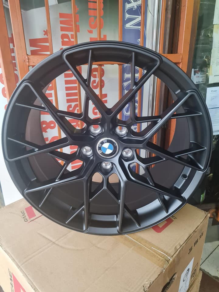 Bmw Brand new mags size 19 8.5j and 9.5j