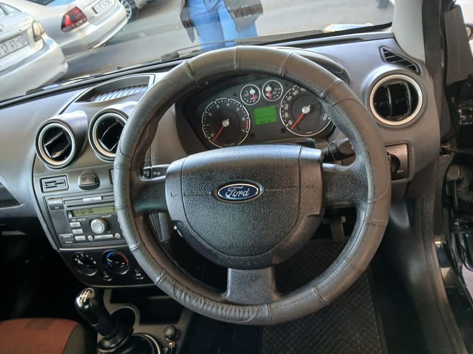 2006 FORD FIESTA 1.4 MANUAL