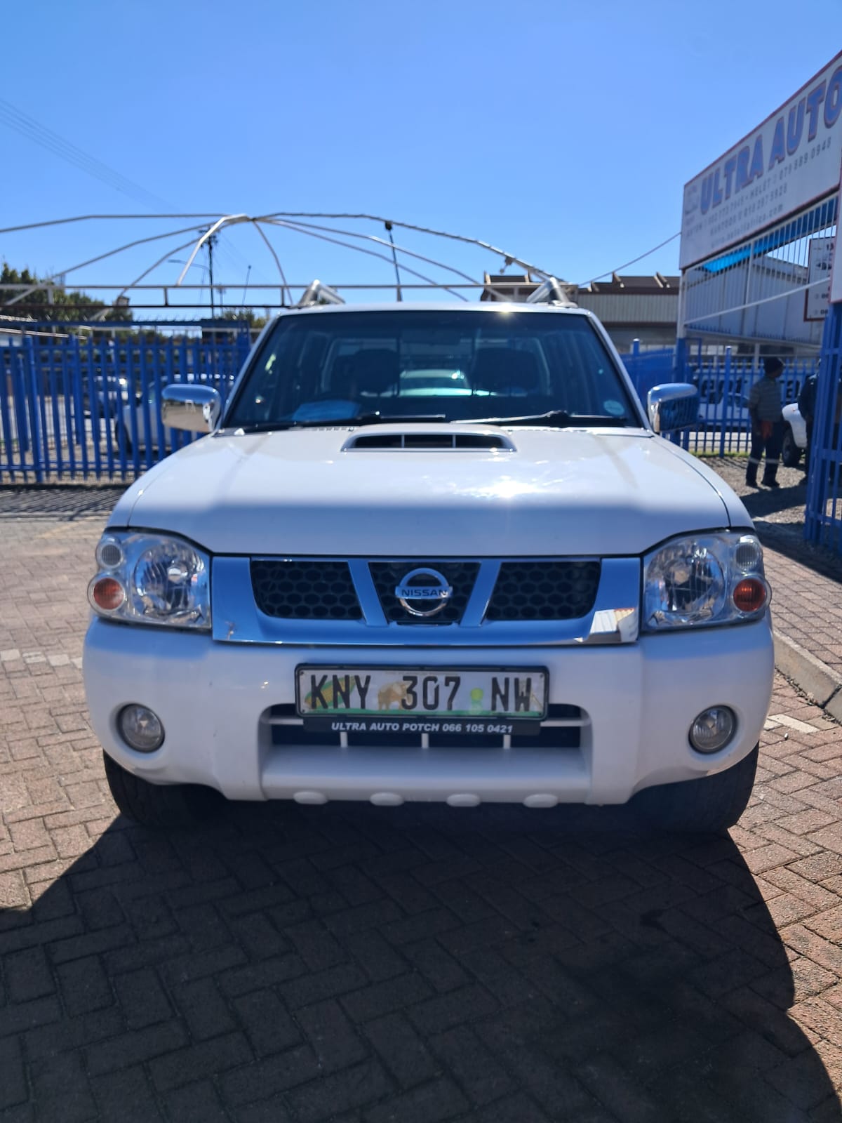 2017 Nissan NP300 2.5 TDI DC(NP300) ( NISSAN)