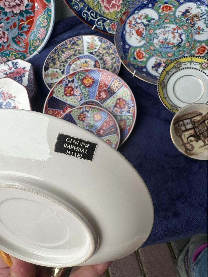 Amari plates various
