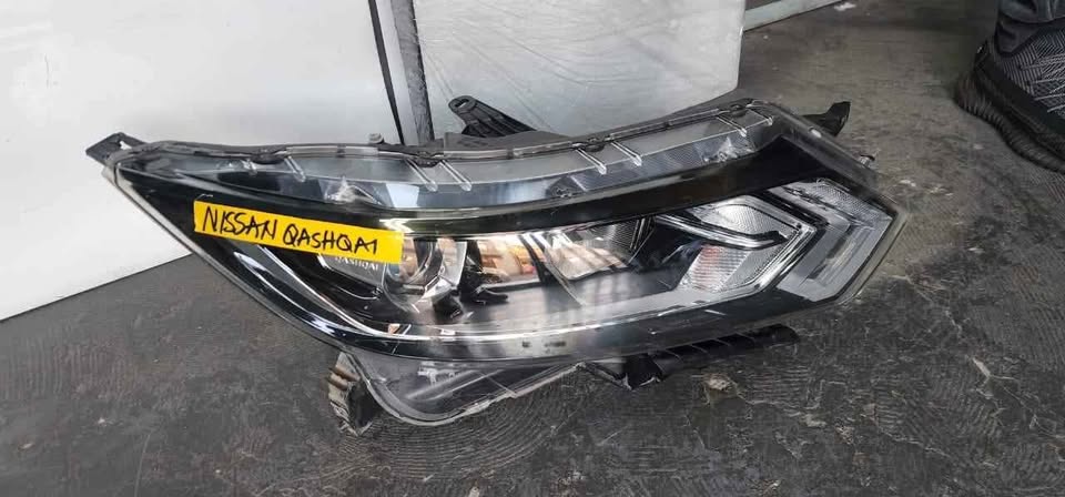 Nissan Qashqai LED Headlight Rightside. Call or DM . - Private Seller Nissan Qashqai LED Headlight Rightside. Call or DM . - Private Seller