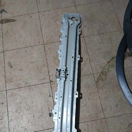 Suzuki swift stiffener - Private Seller Suzuki swift stiffener - Private Seller