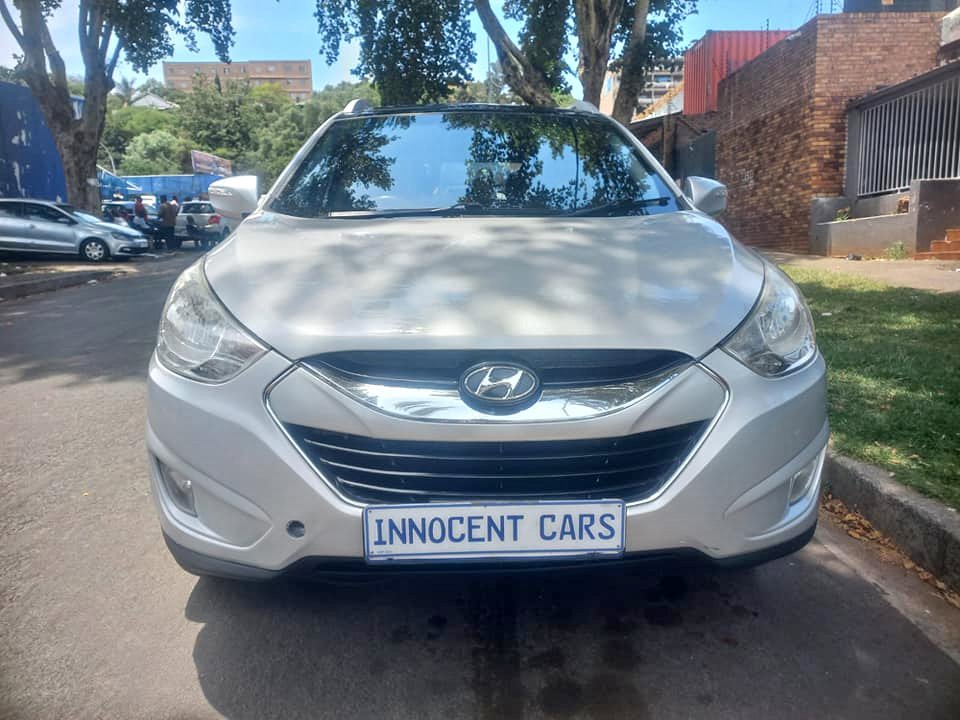 2010 HYUNDAI ix35 SUV 2.0 CRDI DIESEL, AUTOMATIC 4X4, SILVER COLOR, MILEAGE