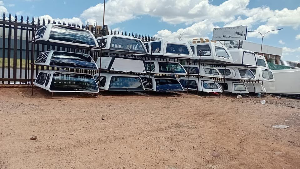 Buy new and used canopy Toyota gd6 Ford range t6 Isuzu max contact number is - Private Seller