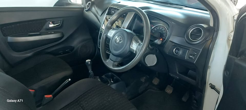 Toyota Agya 1.0 Manual petrol
