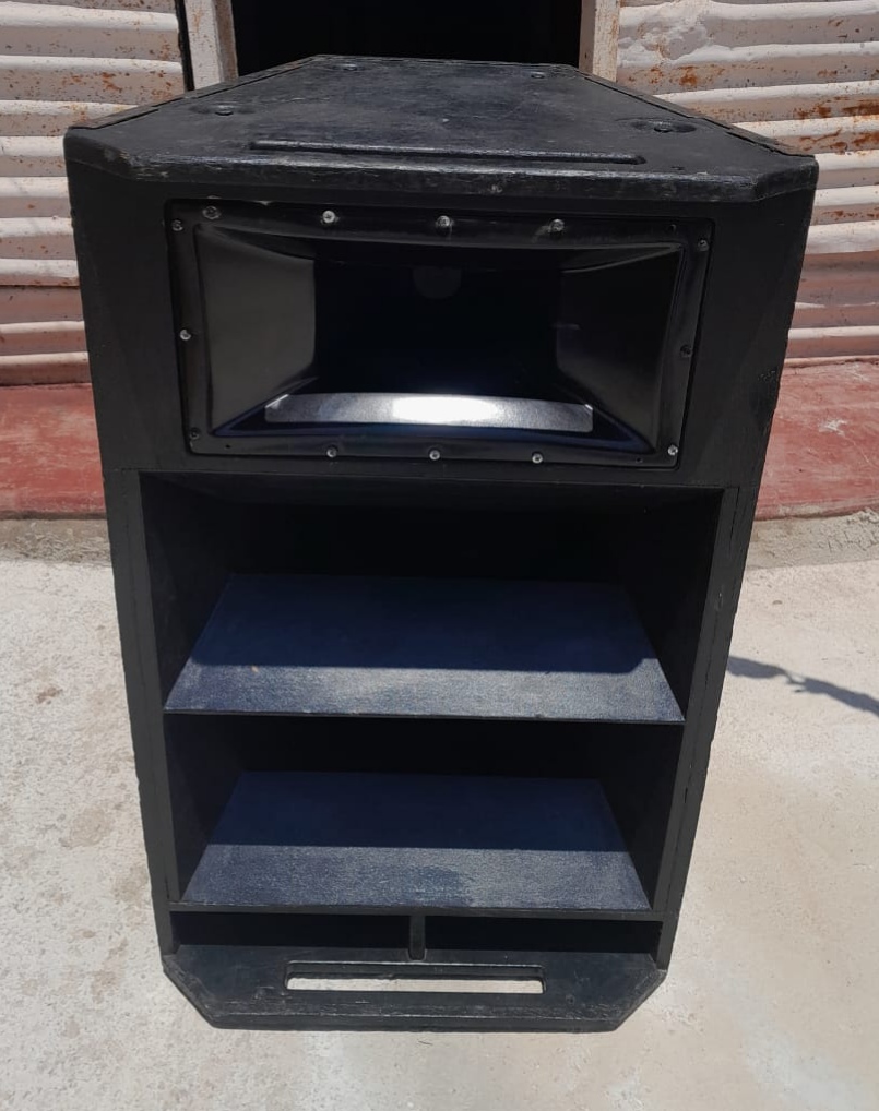 Apogee 3way mid high top speakers