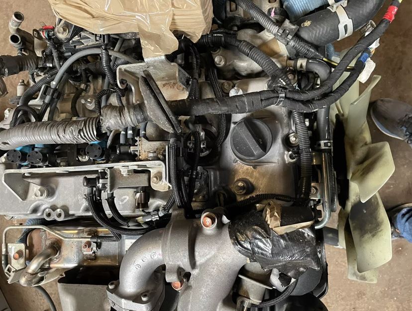 Isuzu D-TEC 250 4JK1 Engine