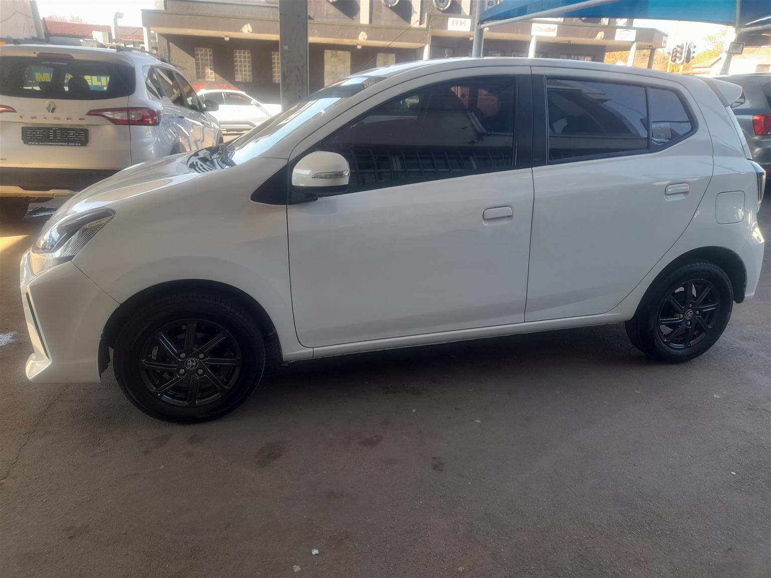 Pre-owned 2022 Toyota Agyo 1.0 Engine Capacity with