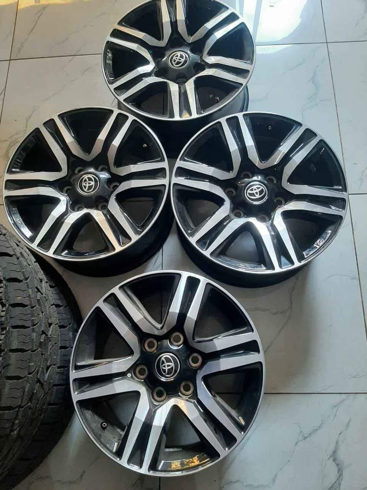 Brand new Gd6 Toyota Hilux 17 inche mag Rims for sale - Private Seller