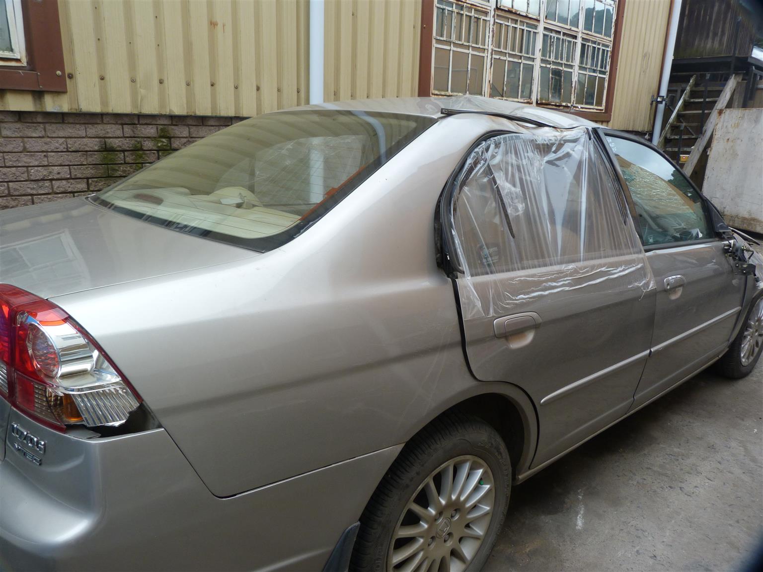 STRIPPING HONDA CIVIC SEDAN 1.7 MANUAL SILVER 2002 FOR SPARES - Private Seller