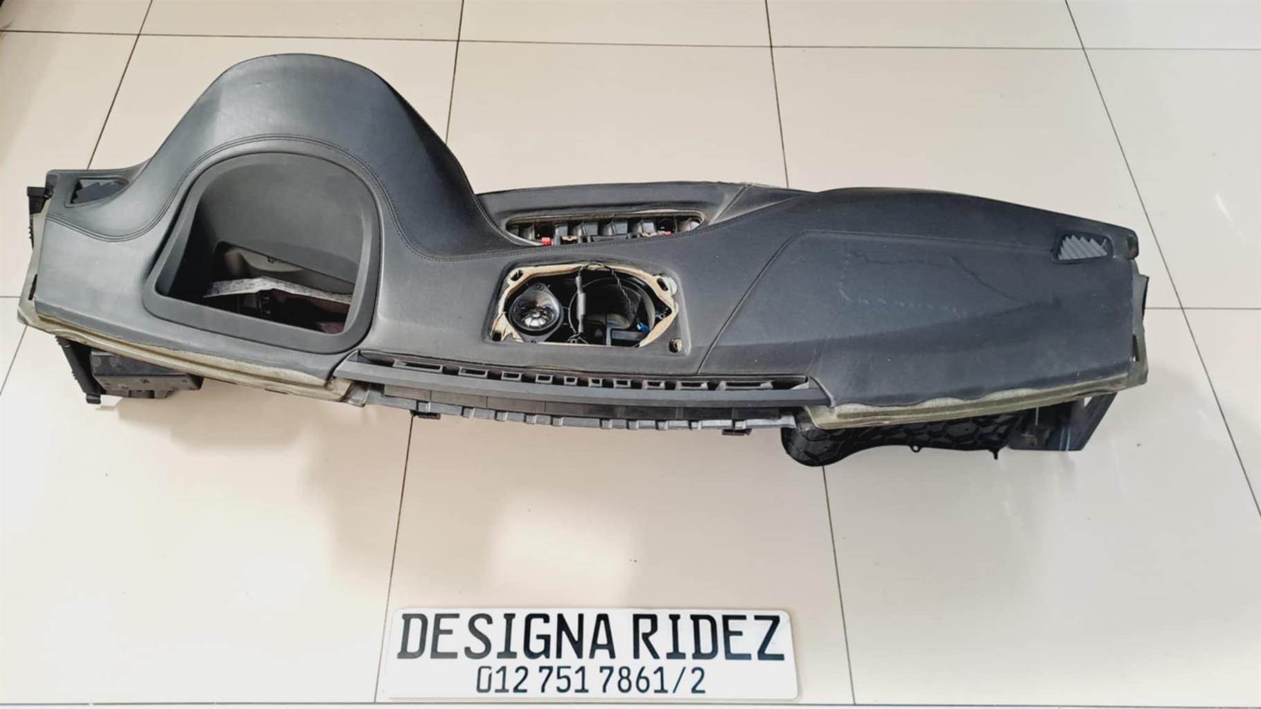 BMW F82 M4 DASHBOARD AVAILABLE - Private Seller