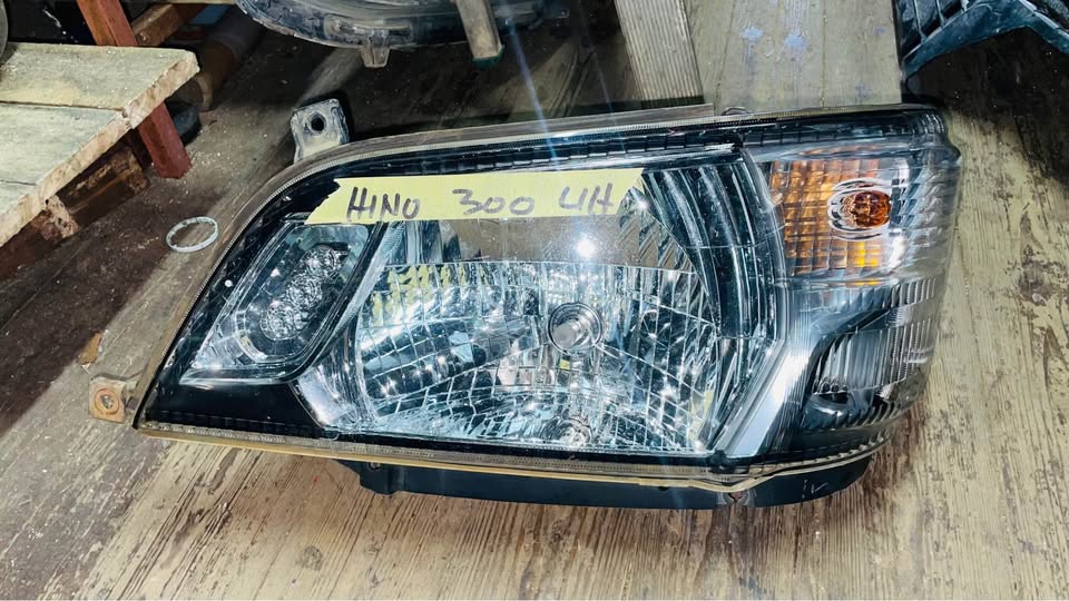 Toyota Dyna 150 headlight 2017 Hino 300 headlight - Private Seller Toyota Dyna 150 headlight 2017 Hino 300 headlight - Private Seller