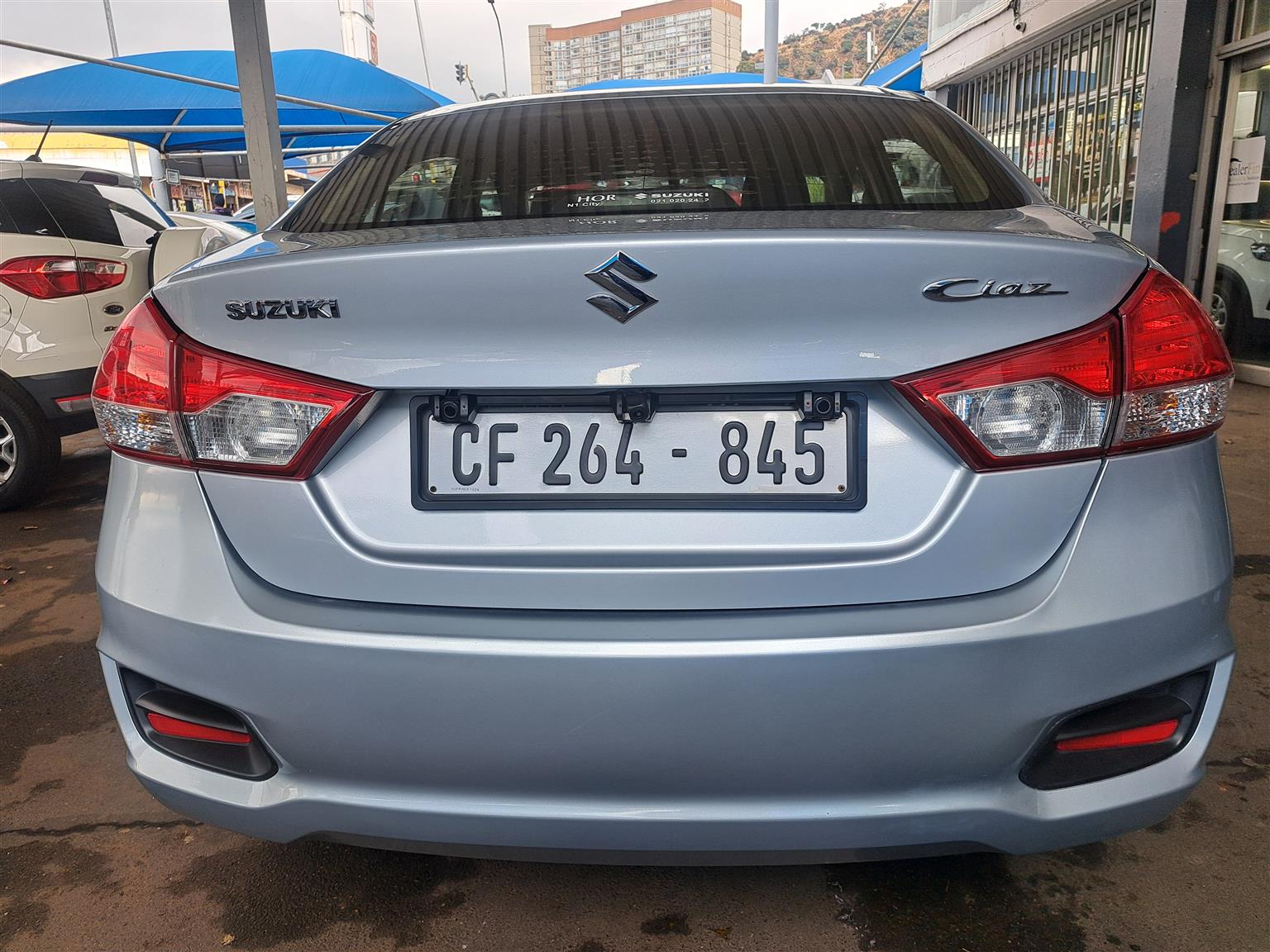 SUZUKI  1.5 SEDAN